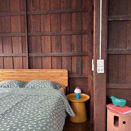 Cozy Villa In Chiangmai Old Town Csiangmaj Kültér fotó