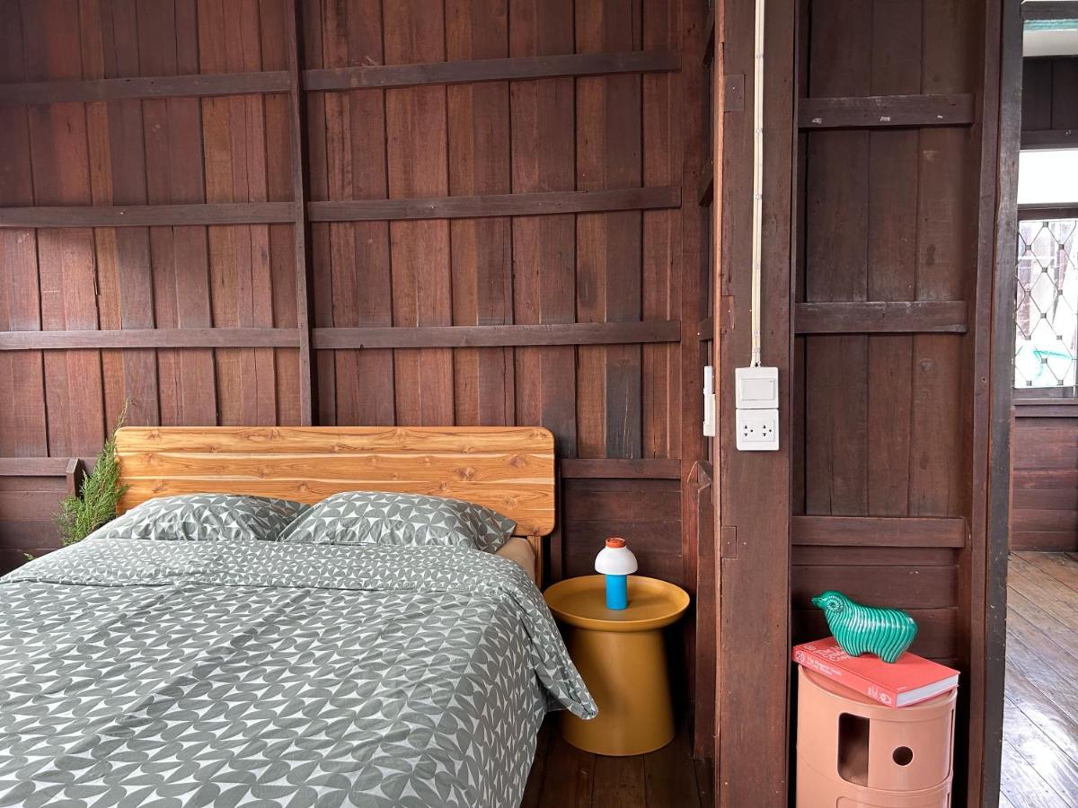 Cozy Villa In Chiangmai Old Town Csiangmaj Kültér fotó